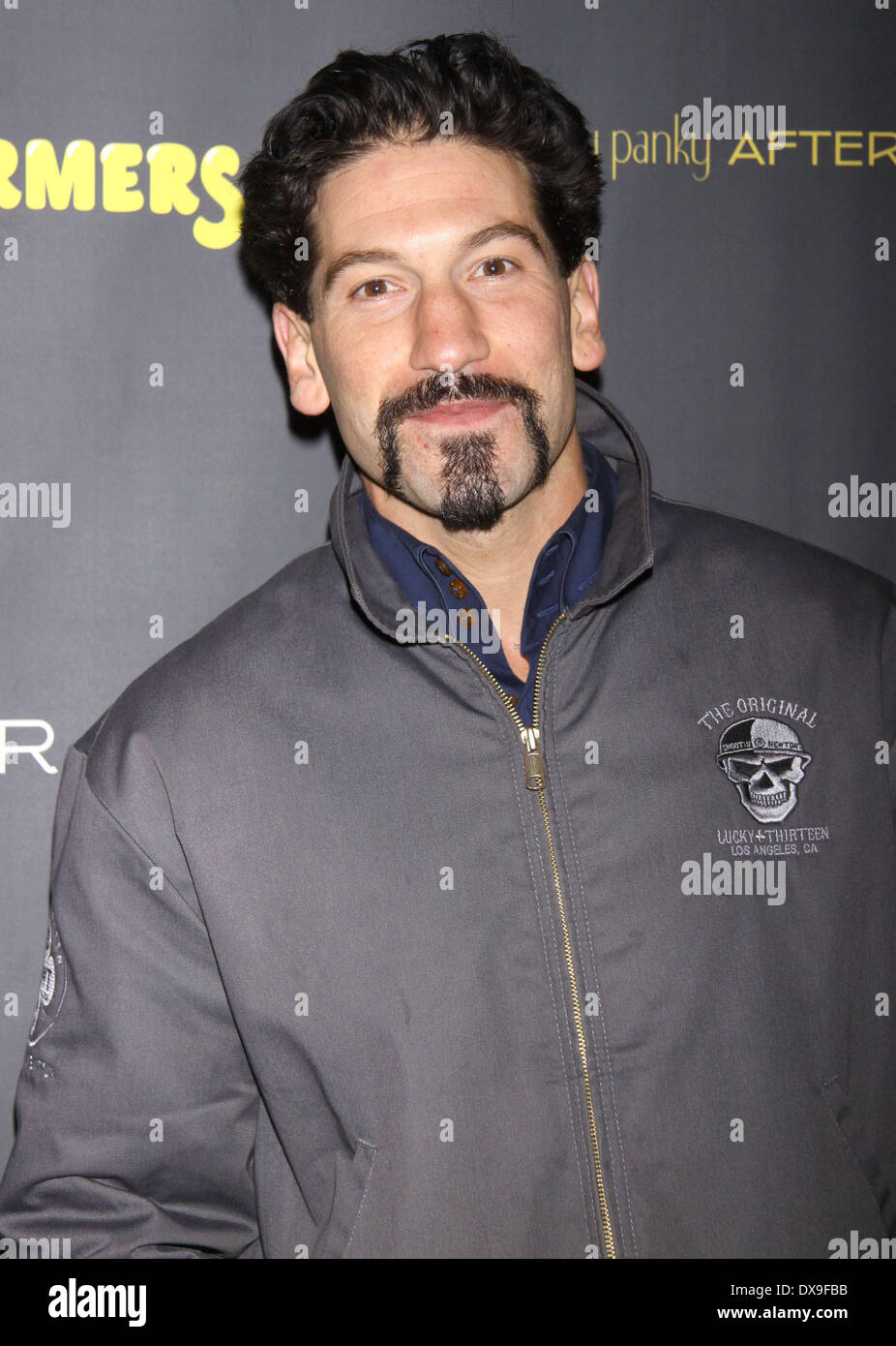 Jon Bernthal besucht die Premiere von "The Performers' Longacre Theatre, Ankünfte. Mitwirkende: Jon Bernthal Where: New Yo Stockfoto