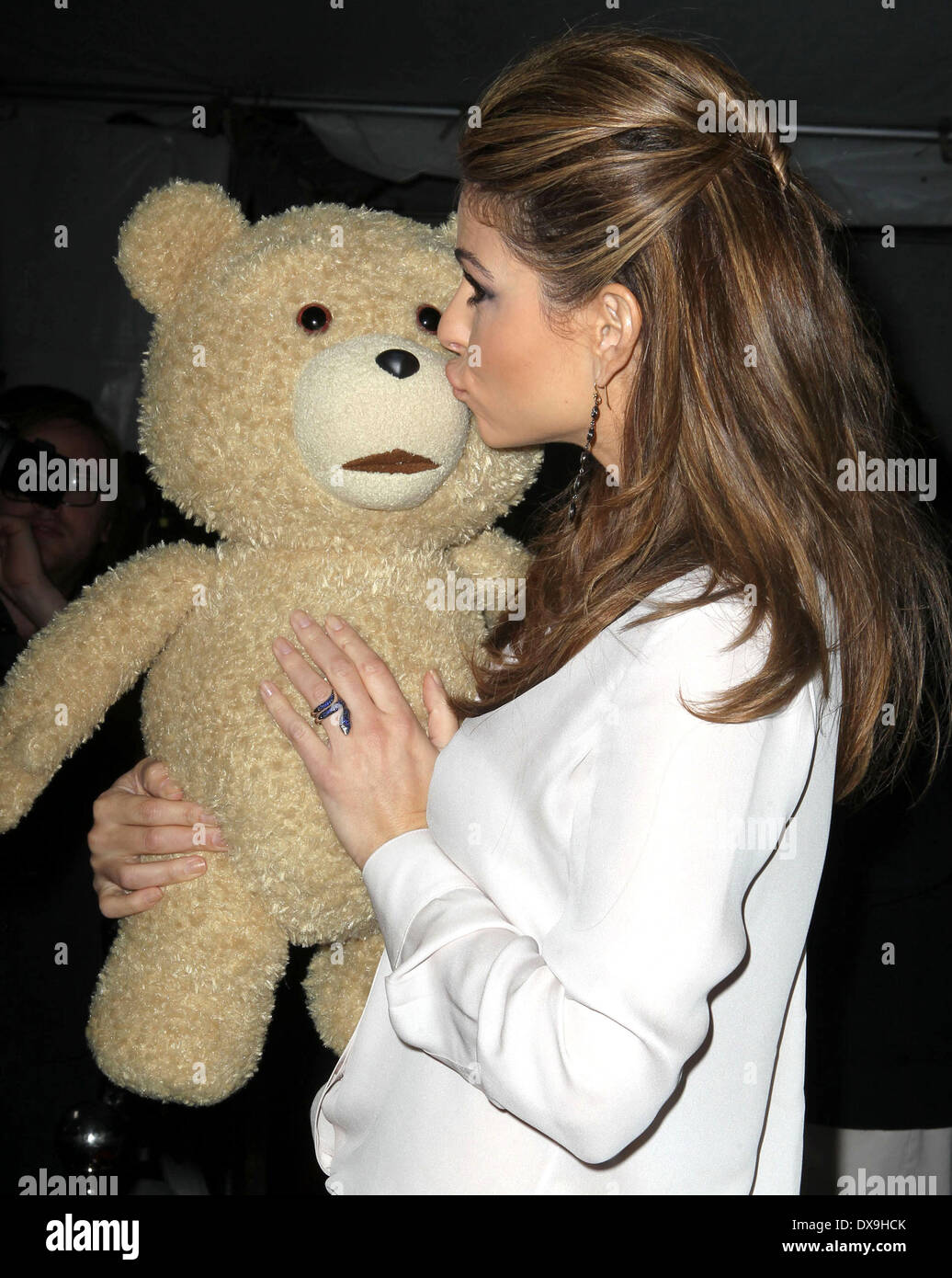 Maria Menounos 3. jährlichen Vielfalt macht des Comedy Awards im Avalon Hollywood - Ankünfte Los Angeles, Kalifornien - 17.11.12 Feat Stockfoto