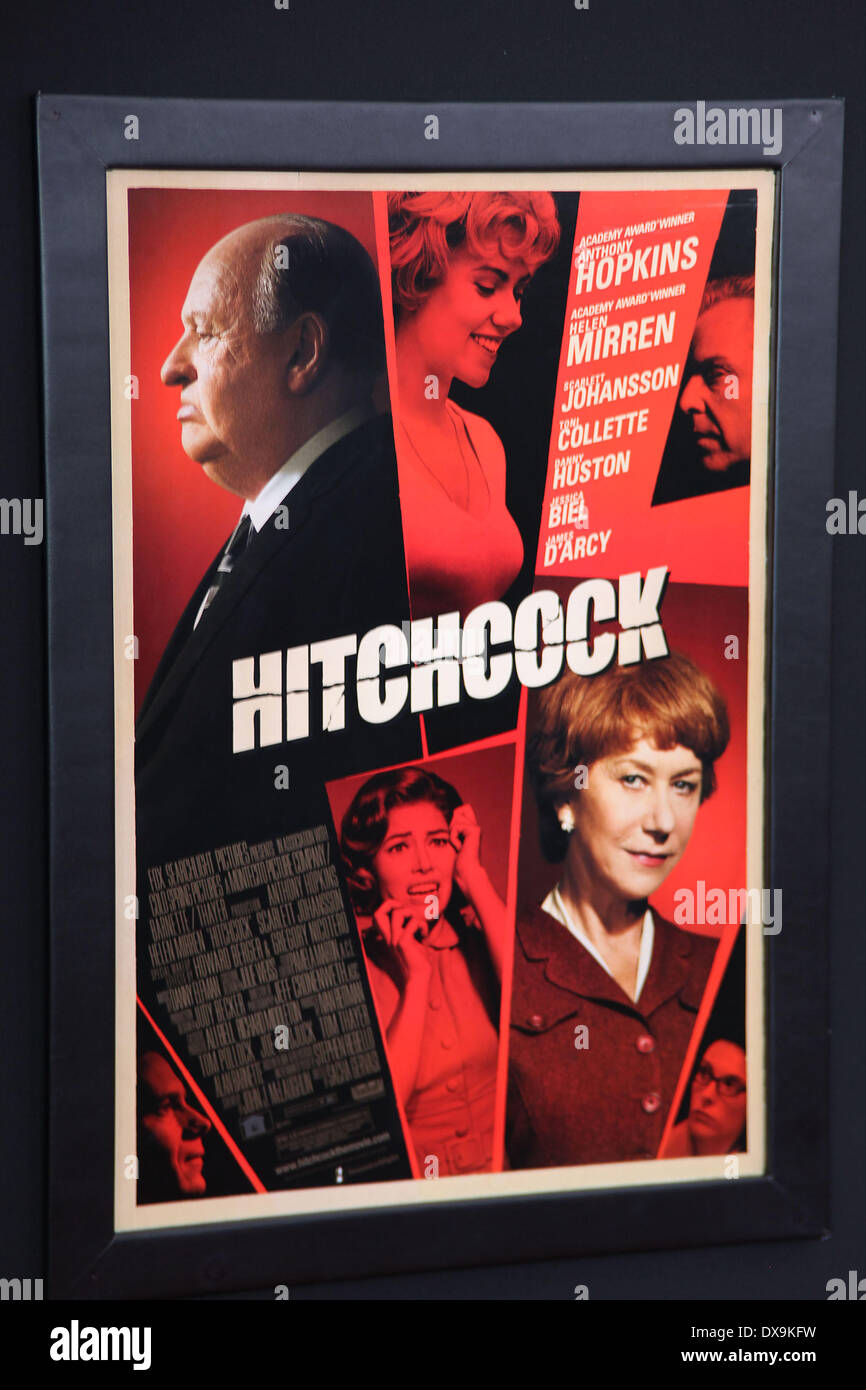 Filmplakate und Veranstaltungsort Festzelt, bei der "Hitchcock" Premiere auf Ziegfeld Theater. Mitwirkende: Filmplakate und Veranstaltungsort Marqu Stockfoto