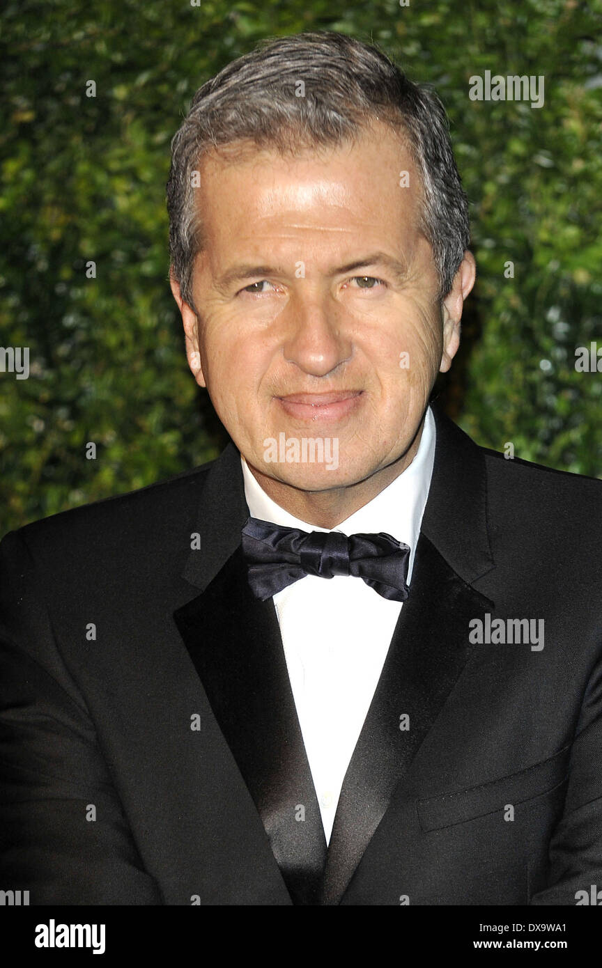 Mario Testino, an der London Evening Standard Theatre Awards statt an The Savoy London, England - 25.11.12 Featuring: Mario Test Stockfoto