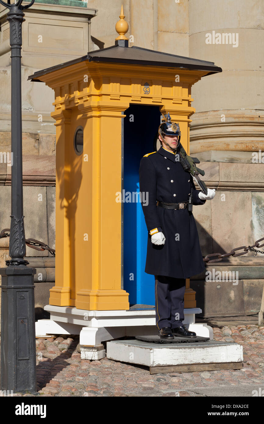 Stockholm, Schweden - Royal Guard an der Kungliga Slottet (Königspalast), Gamla Stan Stockfoto