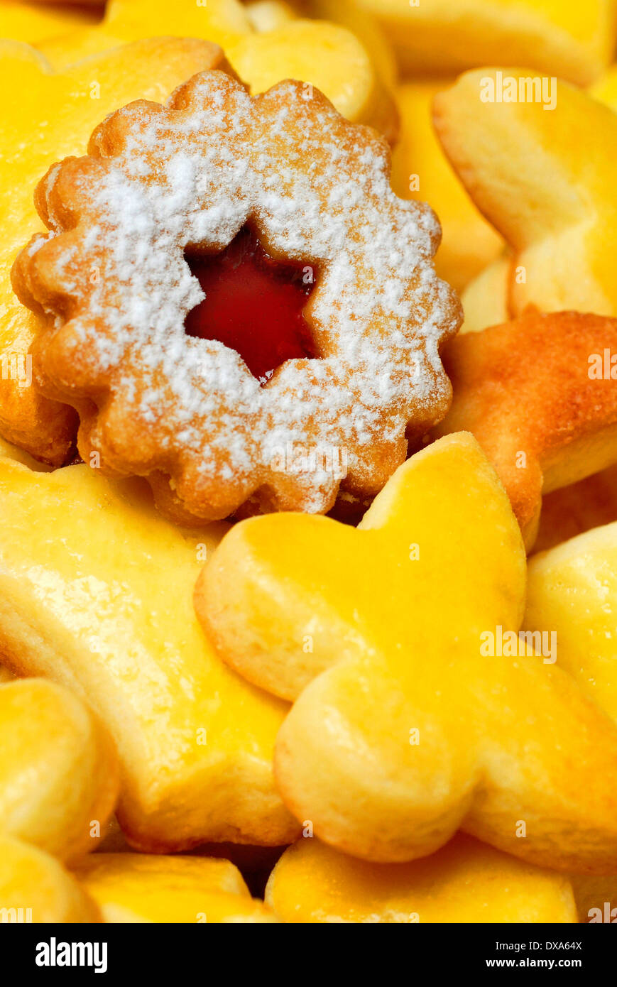 Christmas biscuit -Fotos und -Bildmaterial in hoher Auflösung – Alamy Christmas biscuit -Fotos und -Bildmaterial in hoher Auflösung – Alamy