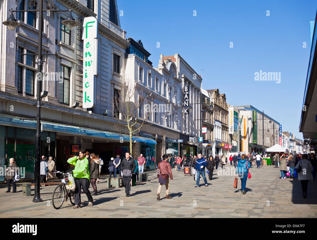 Newcastle Upon Tyne Stadtzentrum Tyne und tragen England GB UK EU Europa einkaufen Stockfoto