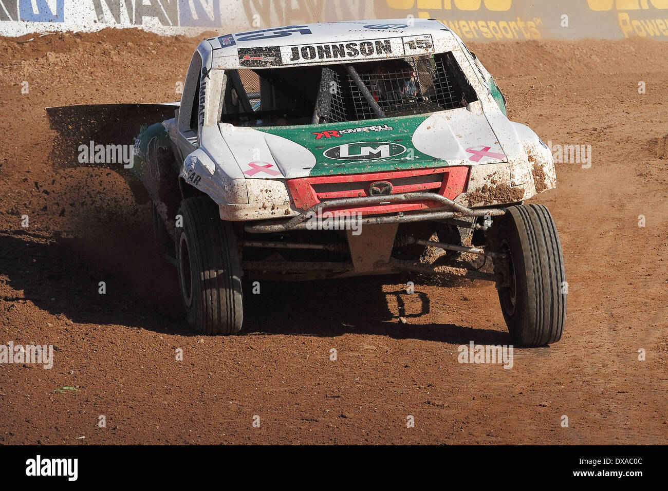 CHANDLER, AZ - 28 Okt.: Jessie Johnson (15) mit Geschwindigkeit in der Lucas Oil Off Road Series racing Challenge Cup am 28. Oktober 2012 Stockfoto