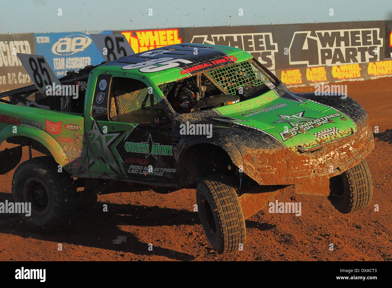 CHANDLER, AZ - 28 Okt.: Justin Davis (85) mit Geschwindigkeit in der Lucas Oil Off Road Series racing Challenge Cup am 28. Oktober 2012. Stockfoto