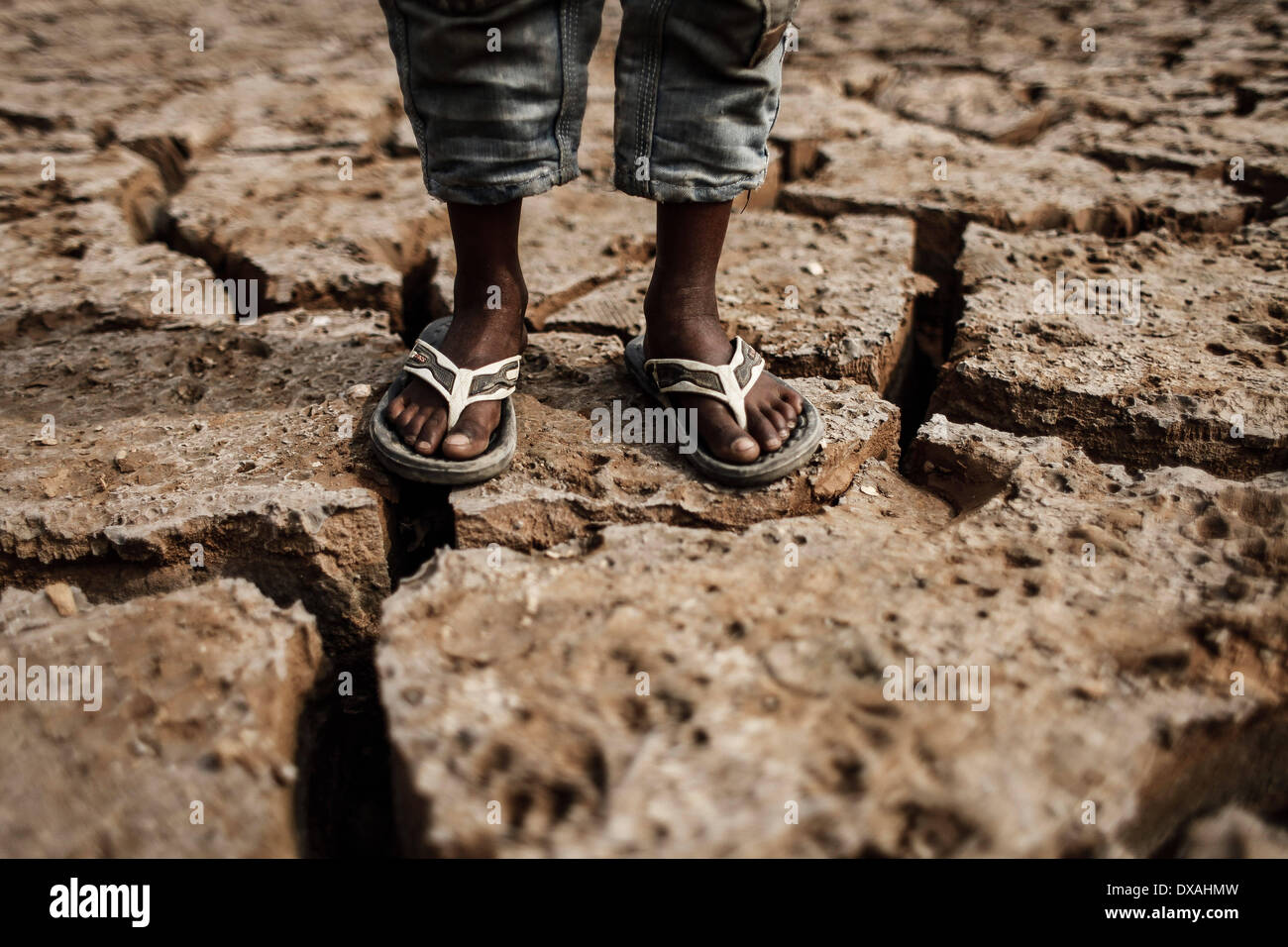 Dhaka, Bangladesch. 21. März 2014. 22. März beobachtet wie World Water Day, die internationale Beachtung der World Water Day ist eine Initiative, die aus der 1992 UNO-Konferenz über Umwelt und Entwicklung (UNCED) in Rio De Janeiro wuchs. Das diesjährige Thema ist "Ermittlung der besten Praktiken, die ein Wasser - und Energie-effiziente machen können '' ˜Green Industrie ' Wirklichkeit ' Credit: Zakir Hossain Chowdhury/NurPhoto/ZUMAPRESS.com/Alamy Live News Stockfoto