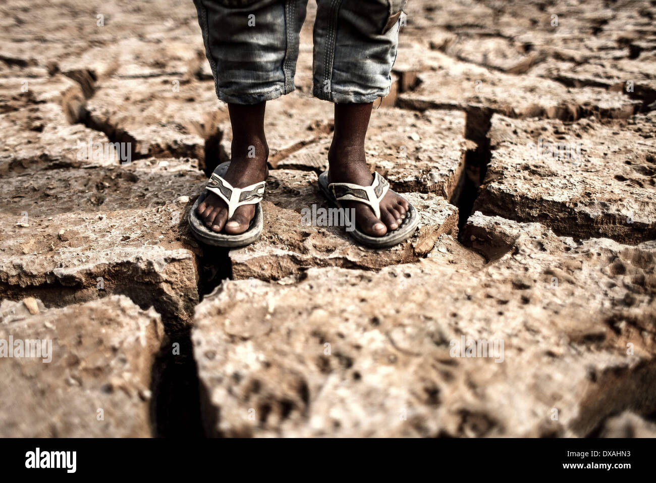 Dhaka, Bangladesch. 21. März 2014. 22. März beobachtet wie World Water Day, die internationale Beachtung der World Water Day ist eine Initiative, die aus der 1992 UNO-Konferenz über Umwelt und Entwicklung (UNCED) in Rio De Janeiro wuchs. Das diesjährige Thema ist "Ermittlung der besten Praktiken, die ein Wasser - und Energie-effiziente machen können '' ˜Green Industrie ' Wirklichkeit ' Credit: Zakir Hossain Chowdhury/NurPhoto/ZUMAPRESS.com/Alamy Live News Stockfoto