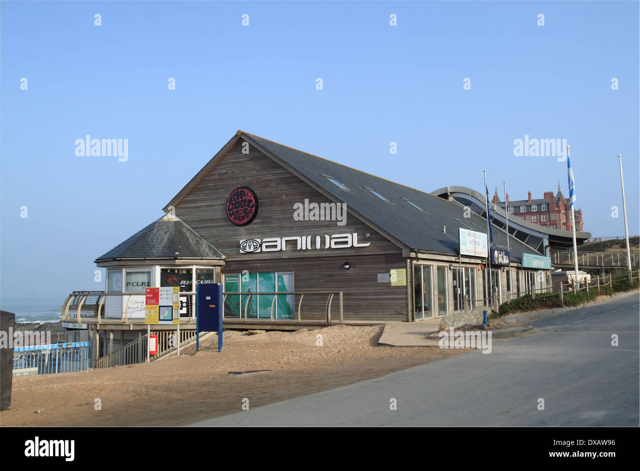 Surfshops am Fistral Beach, Newquay, Cornwall, England, Großbritannien, Deutschland, UK, Europa Stockfoto