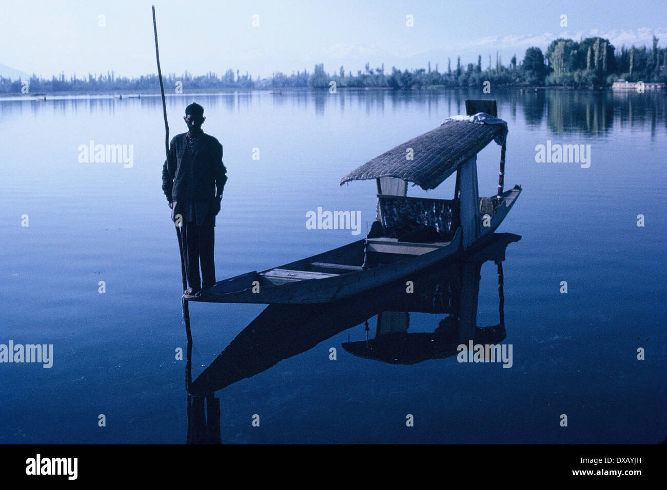 Bootsmann auf Kaschmir See, 1967 Stockfoto