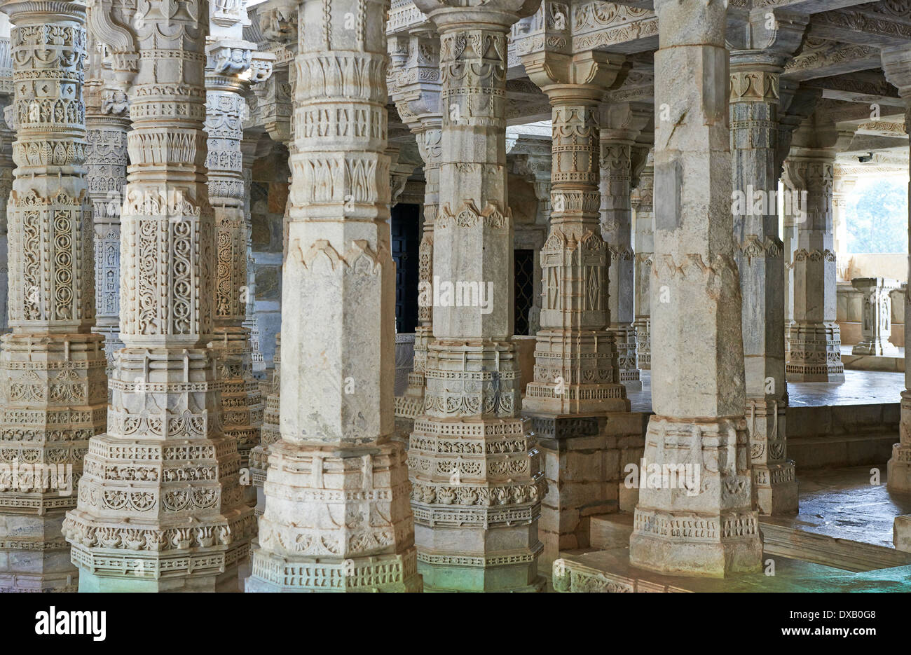 Innenansicht der JainTempel Ranakpur, Chaumukha Mandir, machte
