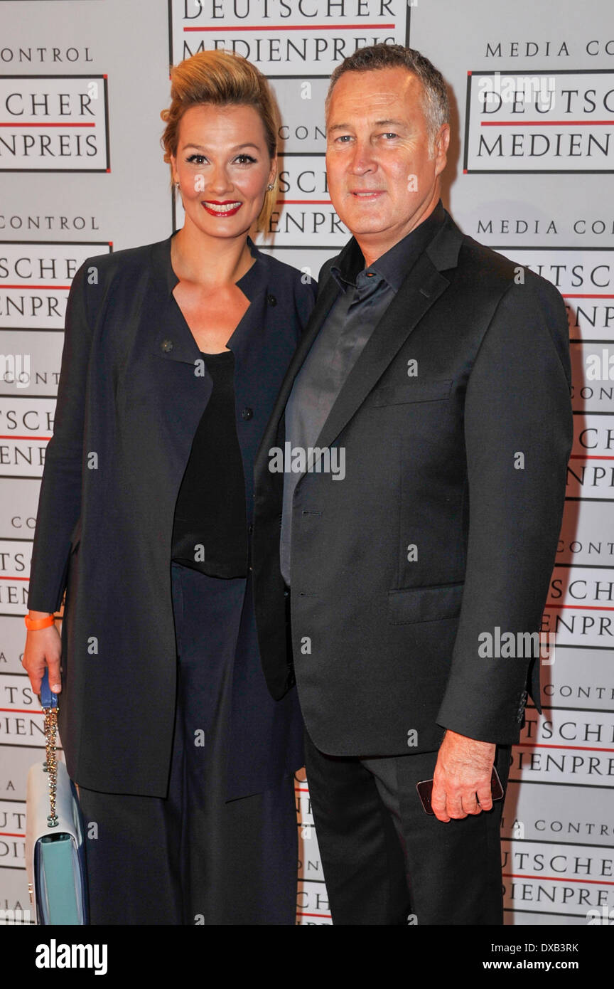 Franziska van Almsick und Freund Jürgen Jürgen B. Harder bei der Zeremonie German Media Prize 2013 in das Kongresshaus Baden-Baden am Freitag, 21. März 2014 in Baden-Baden Stockfoto