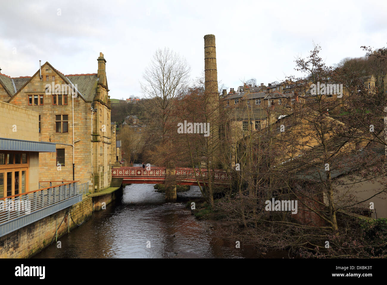 Hebden Beck und River Calder bei Hebden Bridge in West Yorkshire UK. Stockfoto