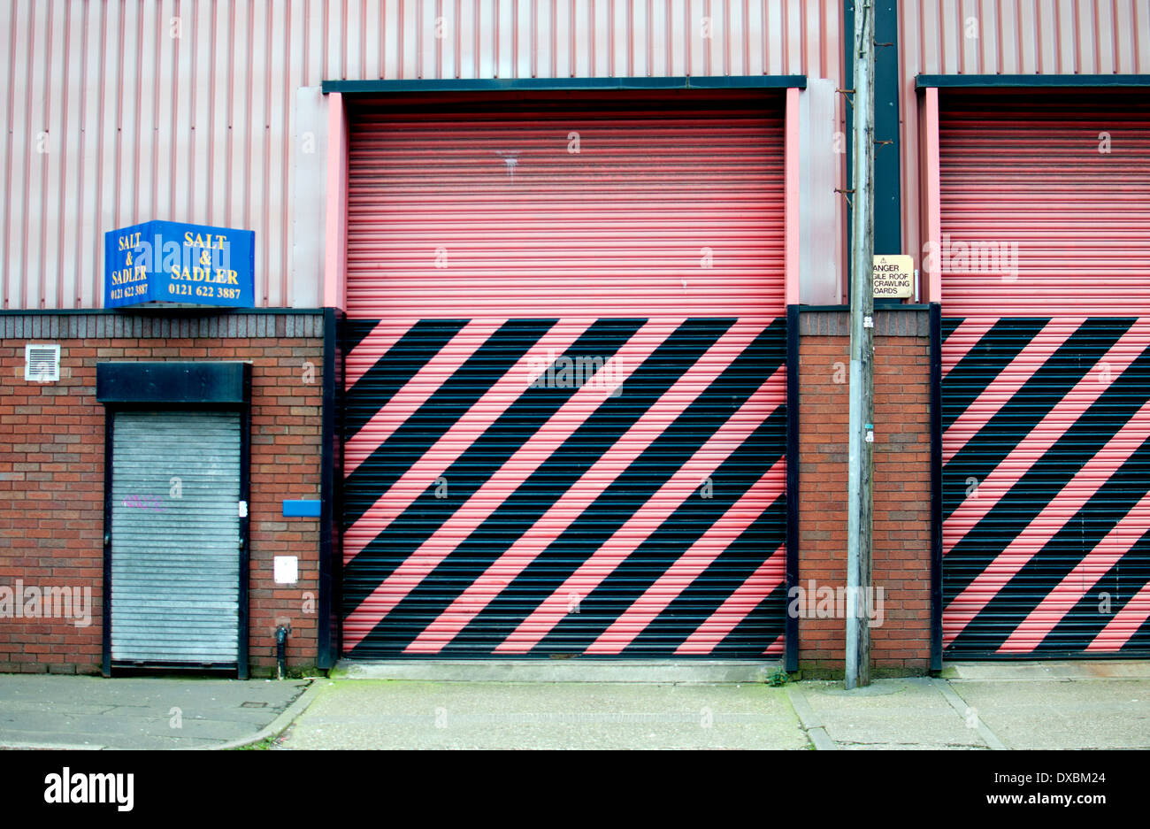 Fabrik Auslöser Türen mit Sparren, Digbeth, Birmingham, UK Stockfoto