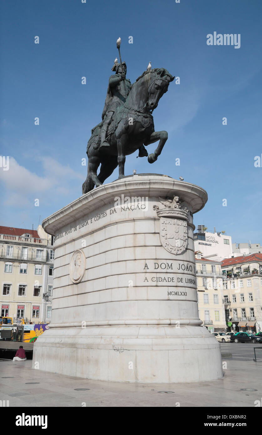 Statue von König José I, Praça Do Comércio, Lissabon, Portugal. Stockfoto