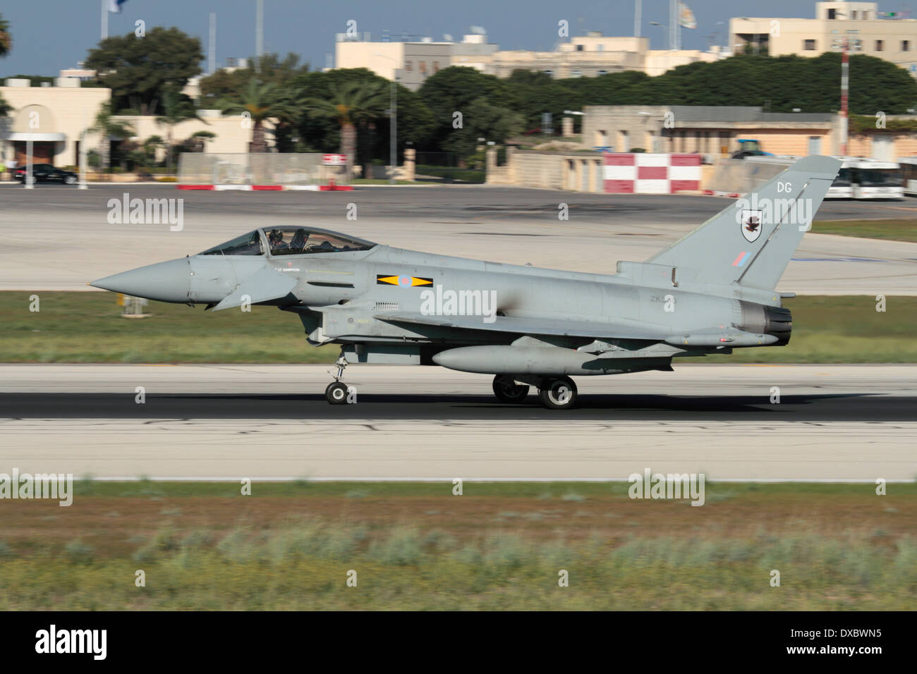 Eurofighter Typhoon FGR 4 fighter Jets der Royal Air Force oder RAF. Moderne militärische Luftfahrt. Stockfoto