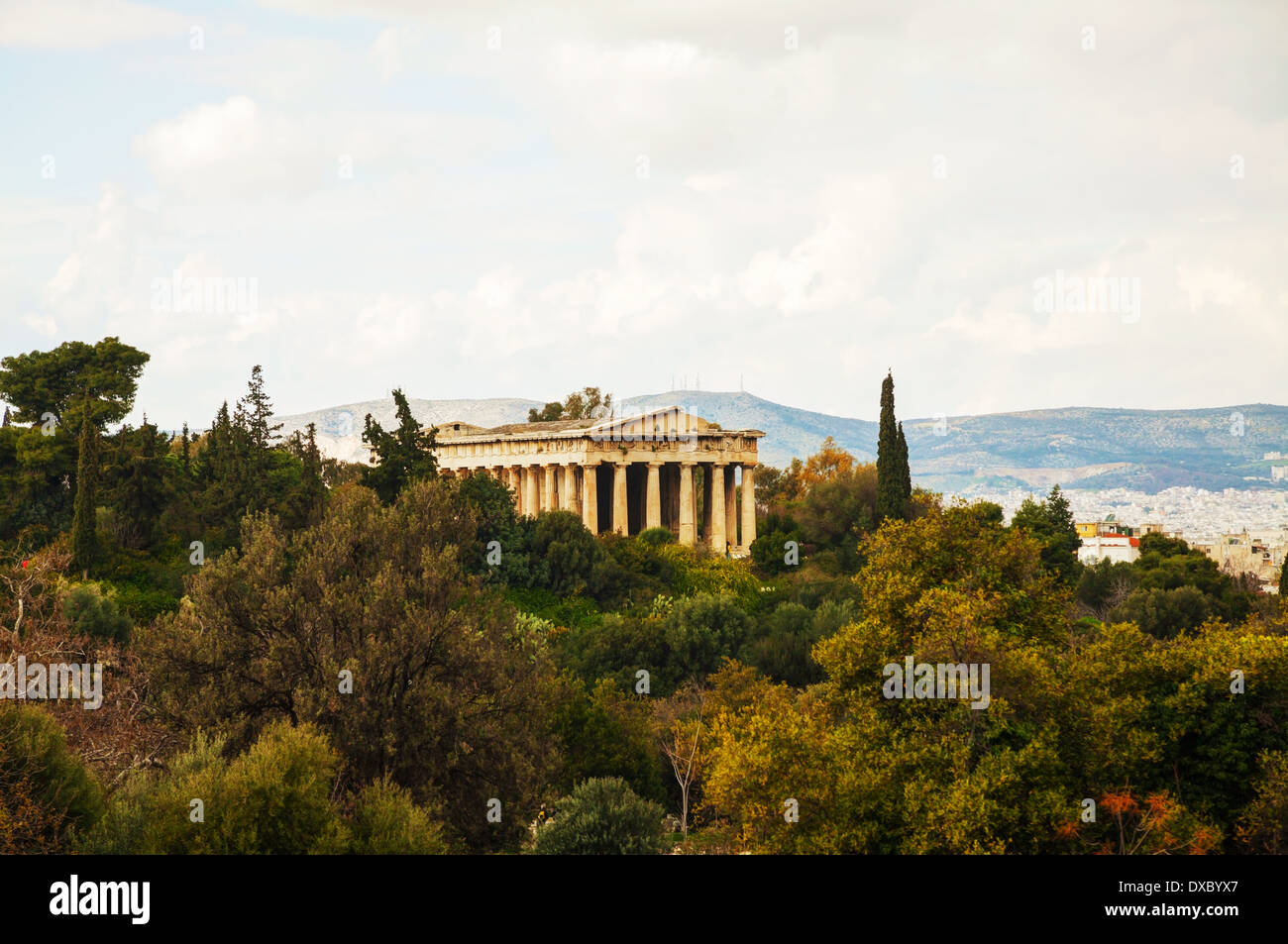 Tempel des Hephaistos in Athen an einem bewölkten Tag Stockfoto