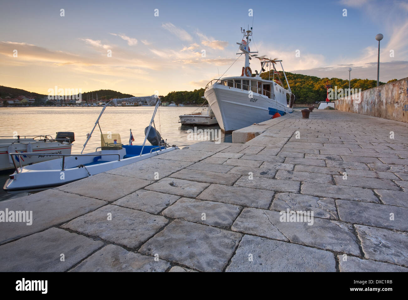 Kukljica Hafen Sonnenuntergang, Insel Ugljan, Dalmatien, Kroatien Stockfoto