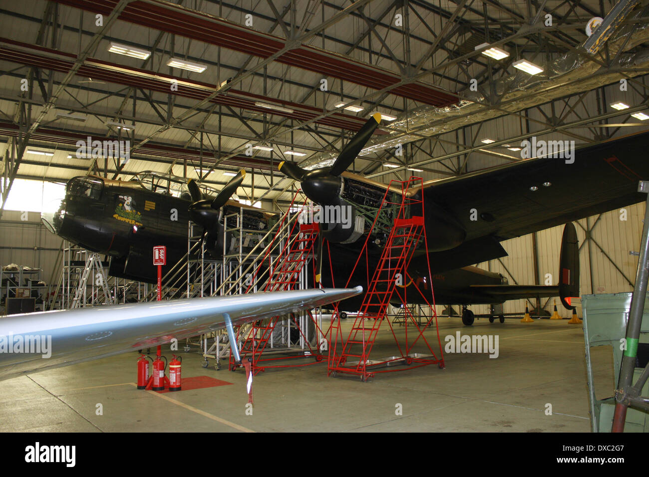 Schlacht von Britain Memorial Flight Aufhänger und Besucher-center RAF Coningsby Stockfoto