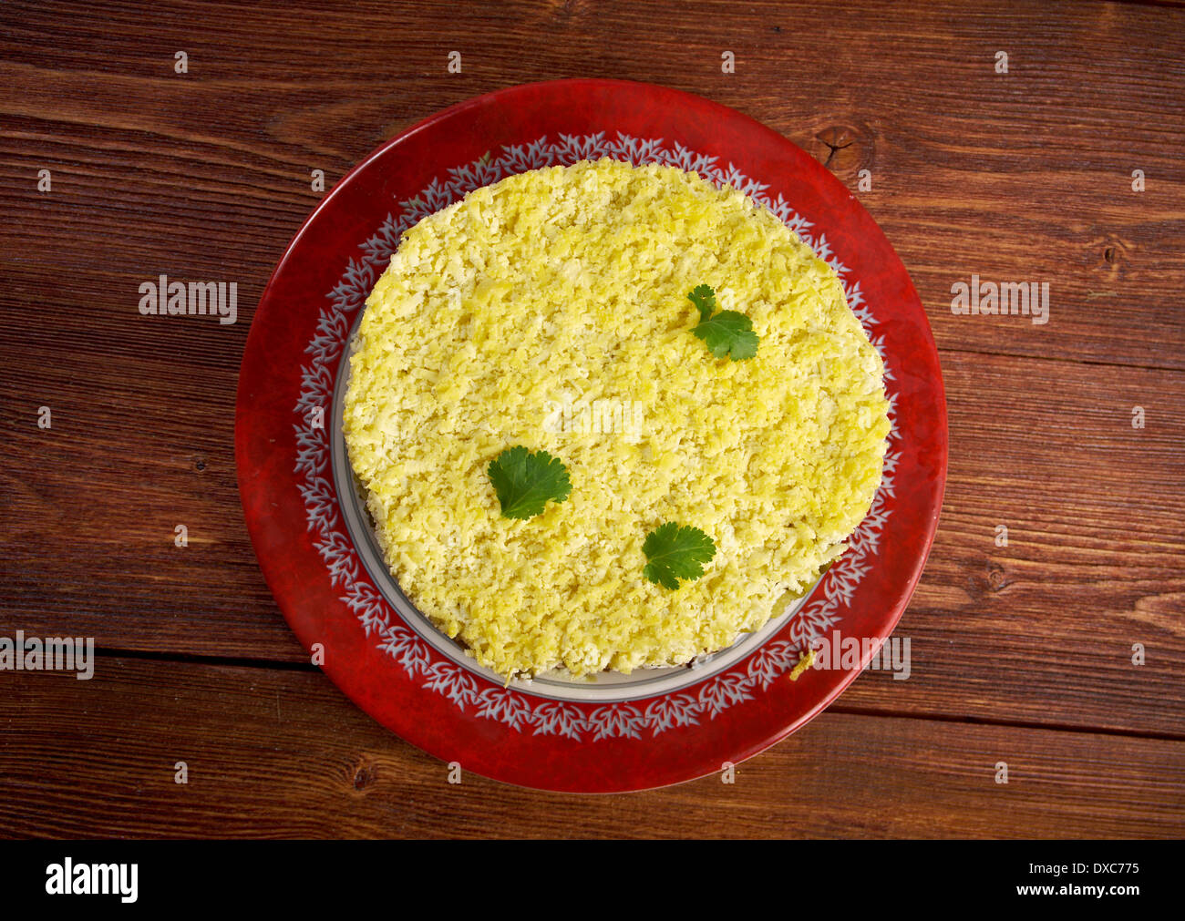 Köstlicher Salat mit Lebertran, Nahaufnahme Stockfoto
