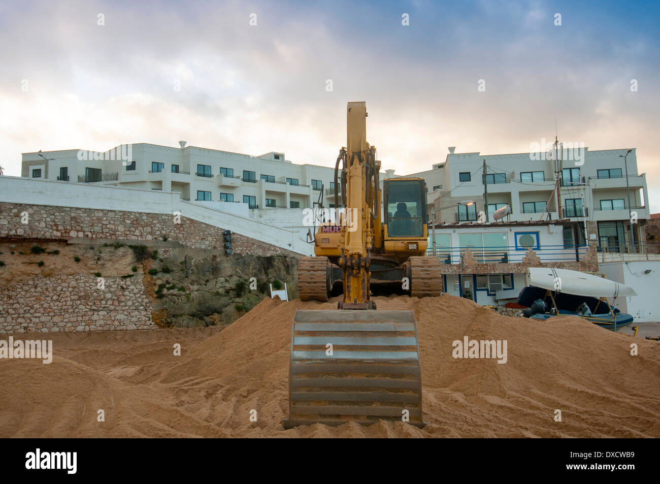 mechanischen Bagger mit sand Stockfoto