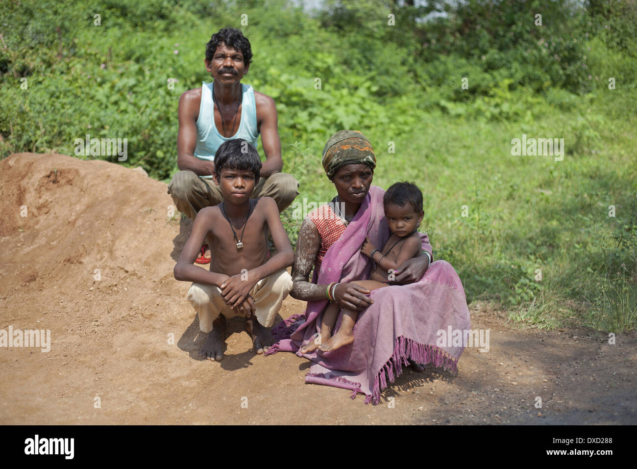 Tribal-Familie. Santhal Stamm. Jamuniatand Dorf, Tenughat, Bokaro Bezirk, Jharkhand. Stockfoto