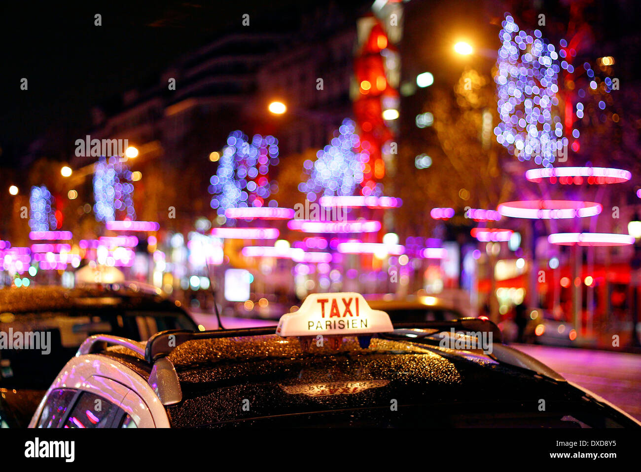 Champs Elysées Taxi, Heilige Nacht Stockfoto