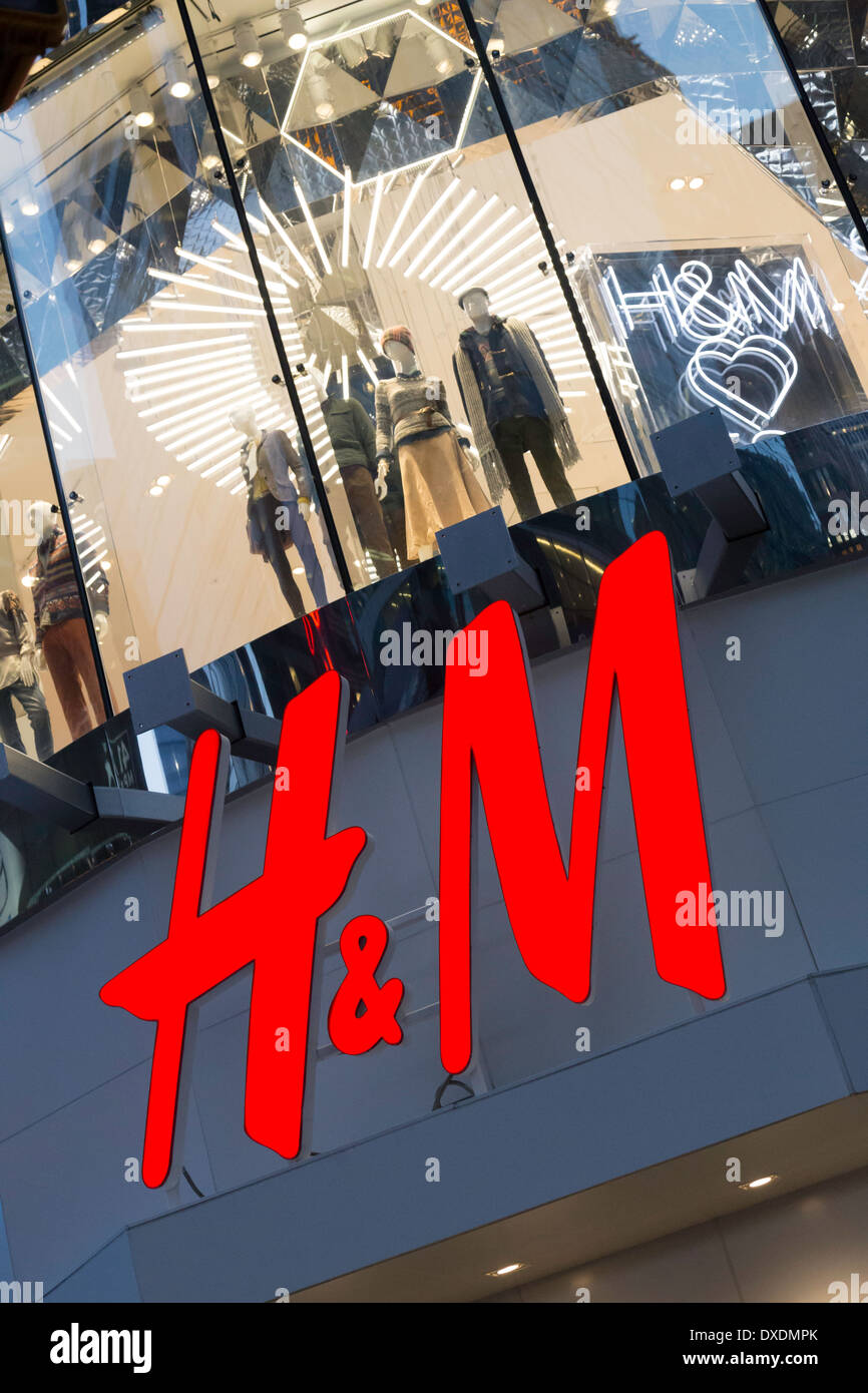 Plakatwände Leuchten Times Square bei Nacht, NYC Stockfoto