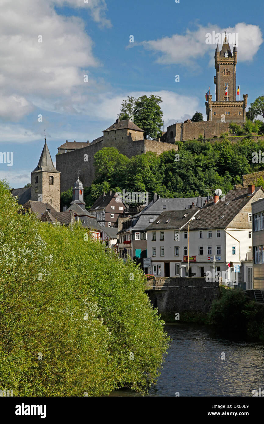 Dill Fluss Altstadt Wilhelmsturm Turm erbaut 1872-1875 Dillenburg Bezirk Lahn-Dill-Kreis Hessen Deutschland / Wilhelms Turm Stockfoto