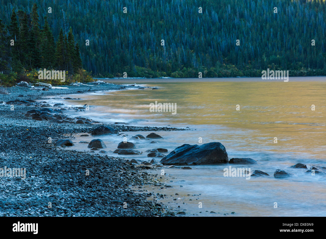 Kathleen Lake at Dawn, Kluane National Park, Yukon Territorien, Kanada Stockfoto
