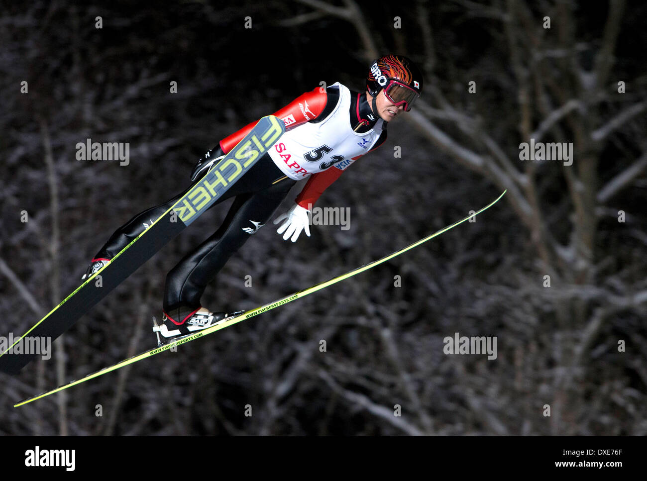 Takanobu Okabe (JPN), 22. März 2014 - Skispringen: 15. Ito Cup Saison letzte Okurayama Nacht springen, Großschanze Einzel der Männer (HS134) im Stadium der Okurayama springen in Sapporo, Hokkaido, Japan. (Foto: AFLO) Stockfoto