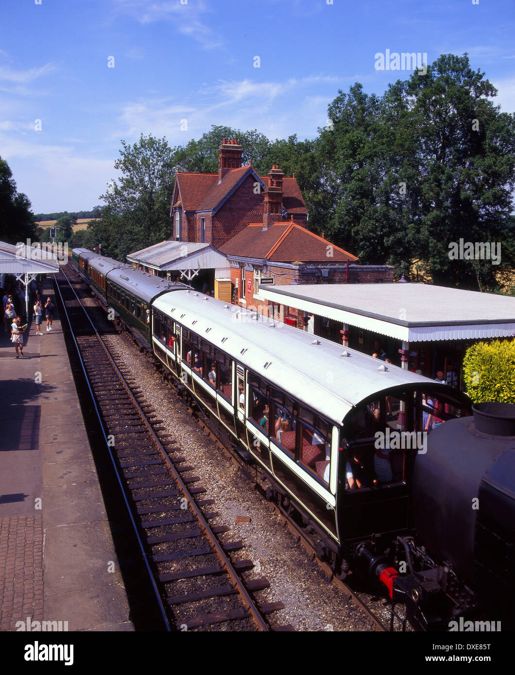 Belebten Szene an Sheffield Park Station an der Bluebell Linie, Uckfield, Sussex, england Stockfoto