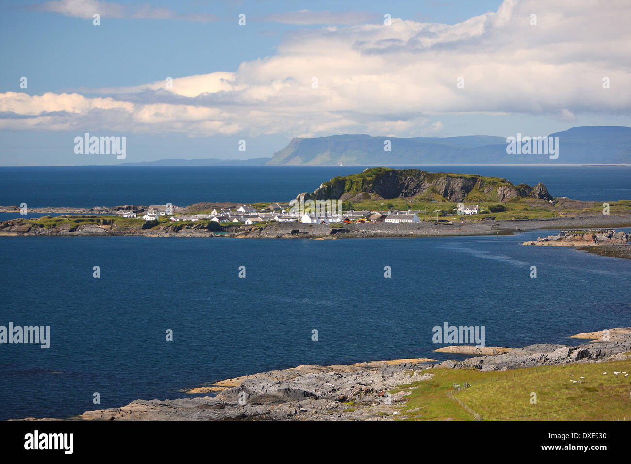 Insel von Seil und fernen Mull aus Easdale, Argyll Stockfoto