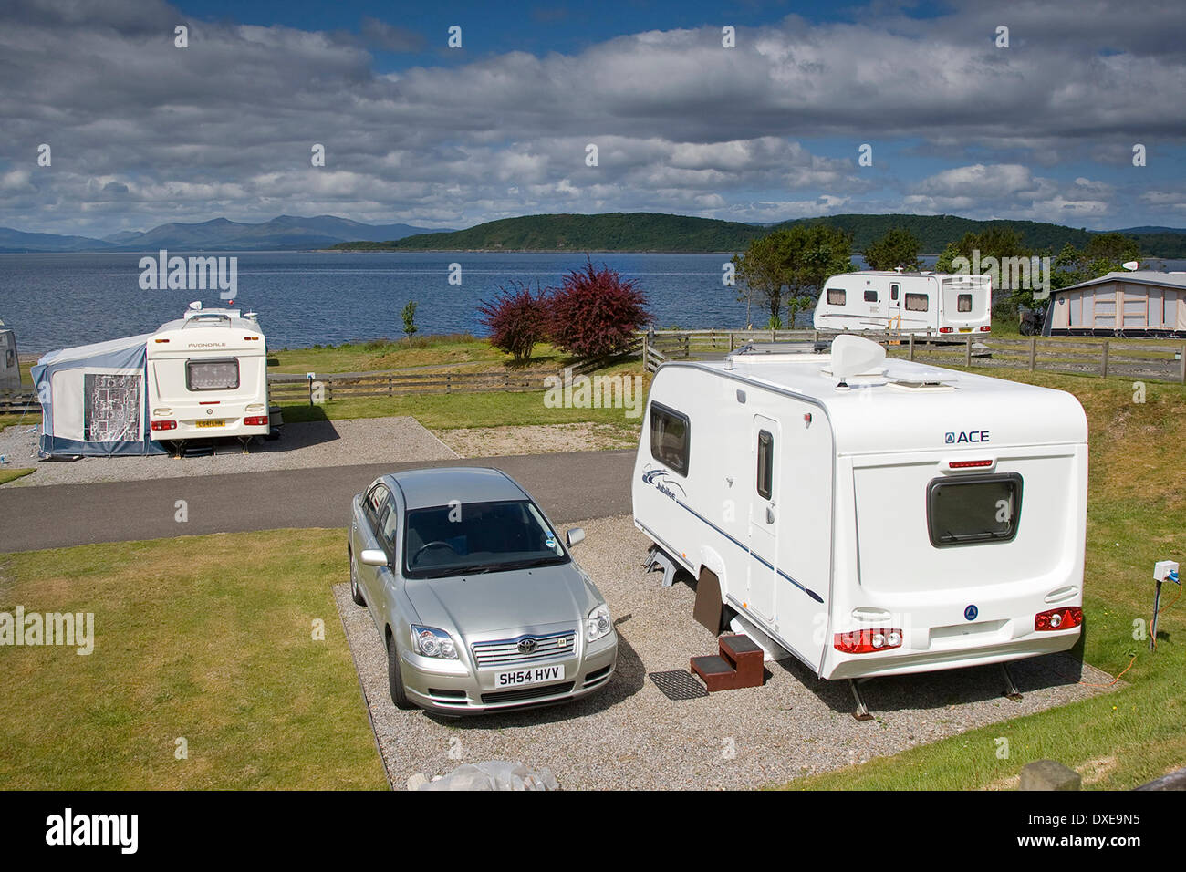 Wohnwagen an der Westküste Schottlands mit Blick auf die Insel Mull.Argyll Stockfoto