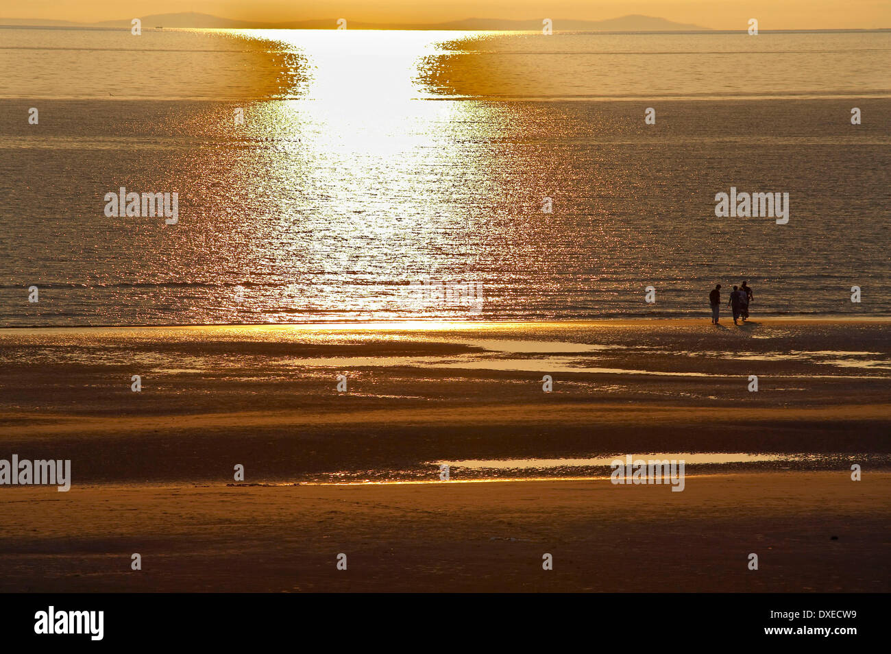 Dramatischen Sonnenuntergang über Blackpool Sands. Stockfoto