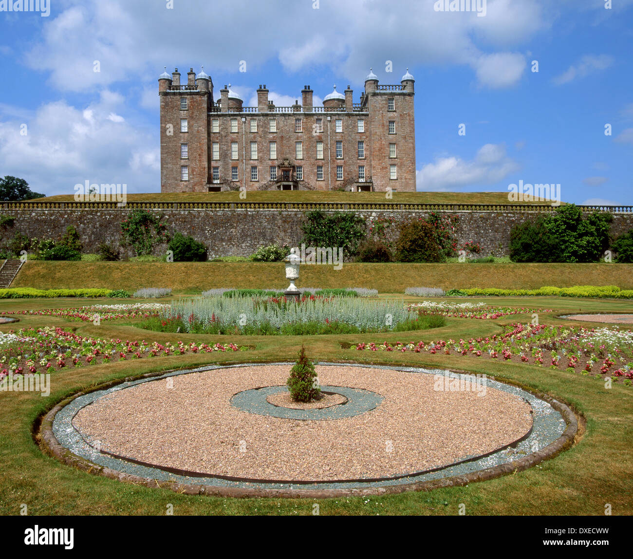 Drumlanrig Schloss und Gärten, Queensbury Immobilien, Dumfries & Galloway. Stockfoto