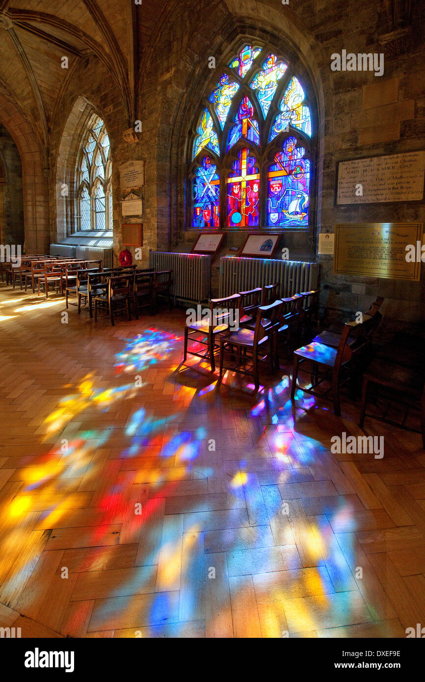 Glasfenster in der Kirche des Heiligen Rood, Stadt von Stirling. Stockfoto