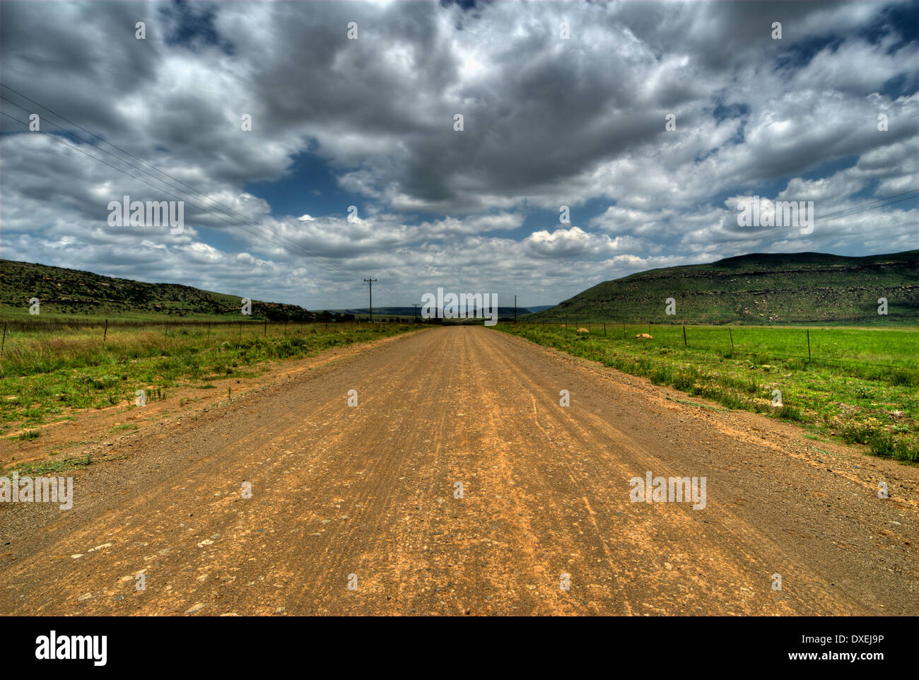 Ländliche Schotterstraße Südafrika Stockfoto