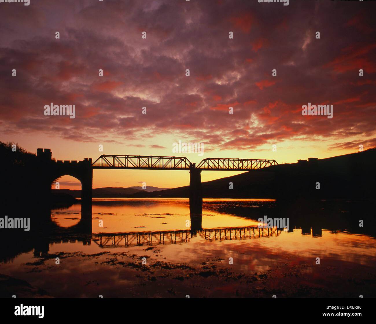 Sonnenuntergang über Creagan Brücke, Loch Crerans, Argyll Stockfoto