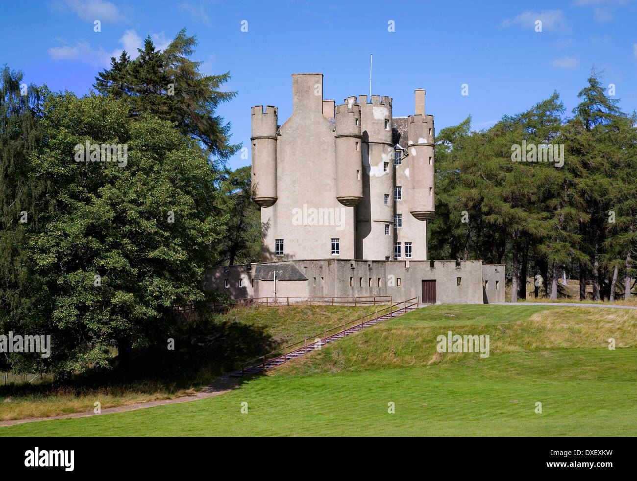Sommer-Ansicht von Braemar Castle, Royal Deeside. Stockfoto
