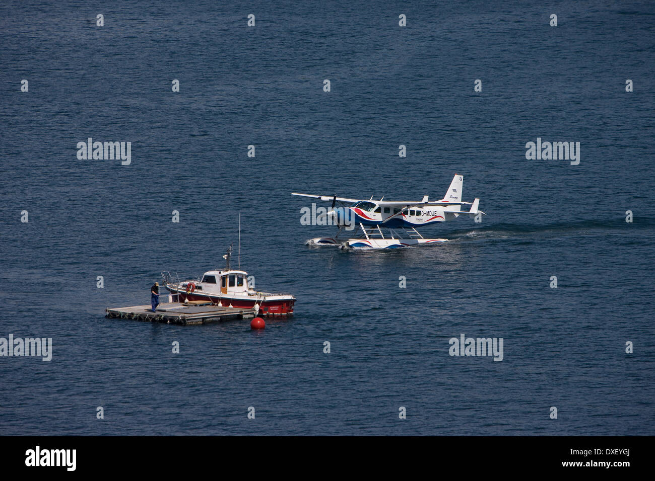 Wasserflugzeug landet Bucht von Oban, Argyll Stockfoto