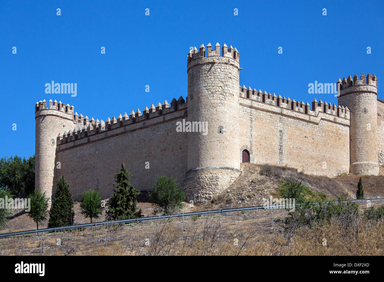 Maqueda Schloss, eine mittelalterliche Festung in der Nähe der Stadt Toledo in der Region La Mancha in Zentralspanien. Stockfoto