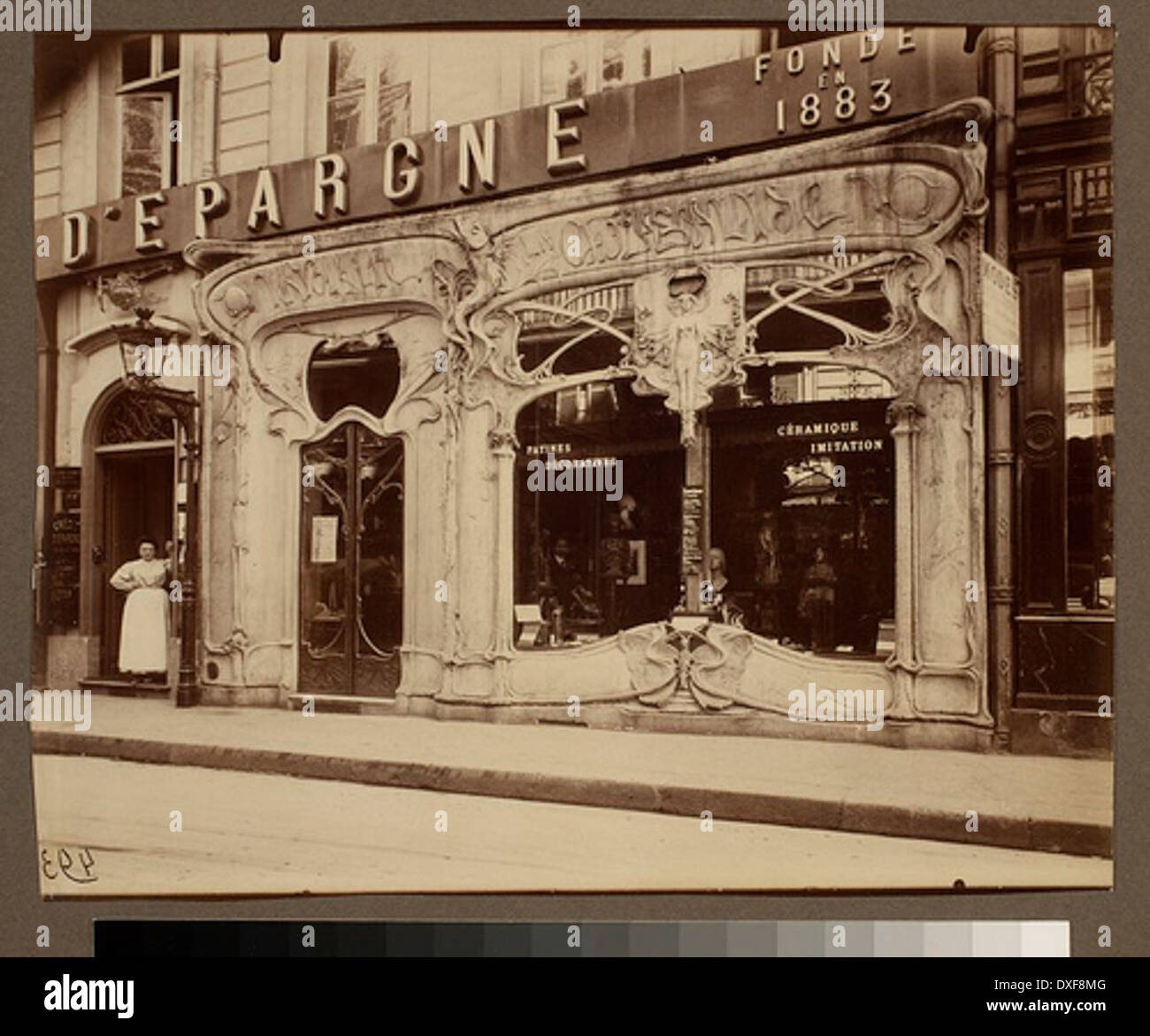 Boutique Jugendstil 45 rue st. Augustin (2e Arr) Stockfoto