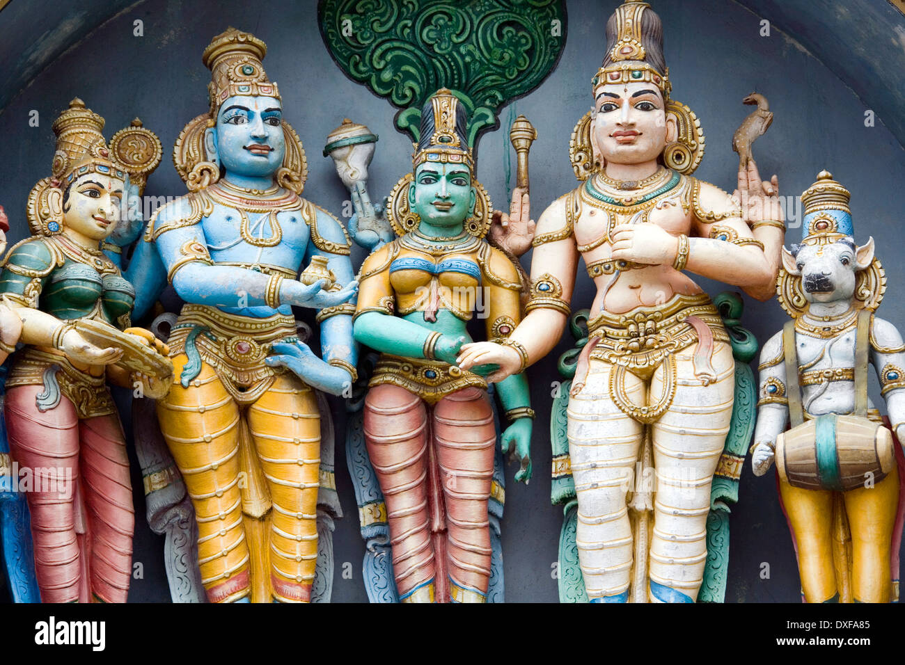 Hindu-Gottheiten in der Minakshi-Sundareshvara-Tempel in Madurai in der Region Tamil Nadu, Südindien. Stockfoto