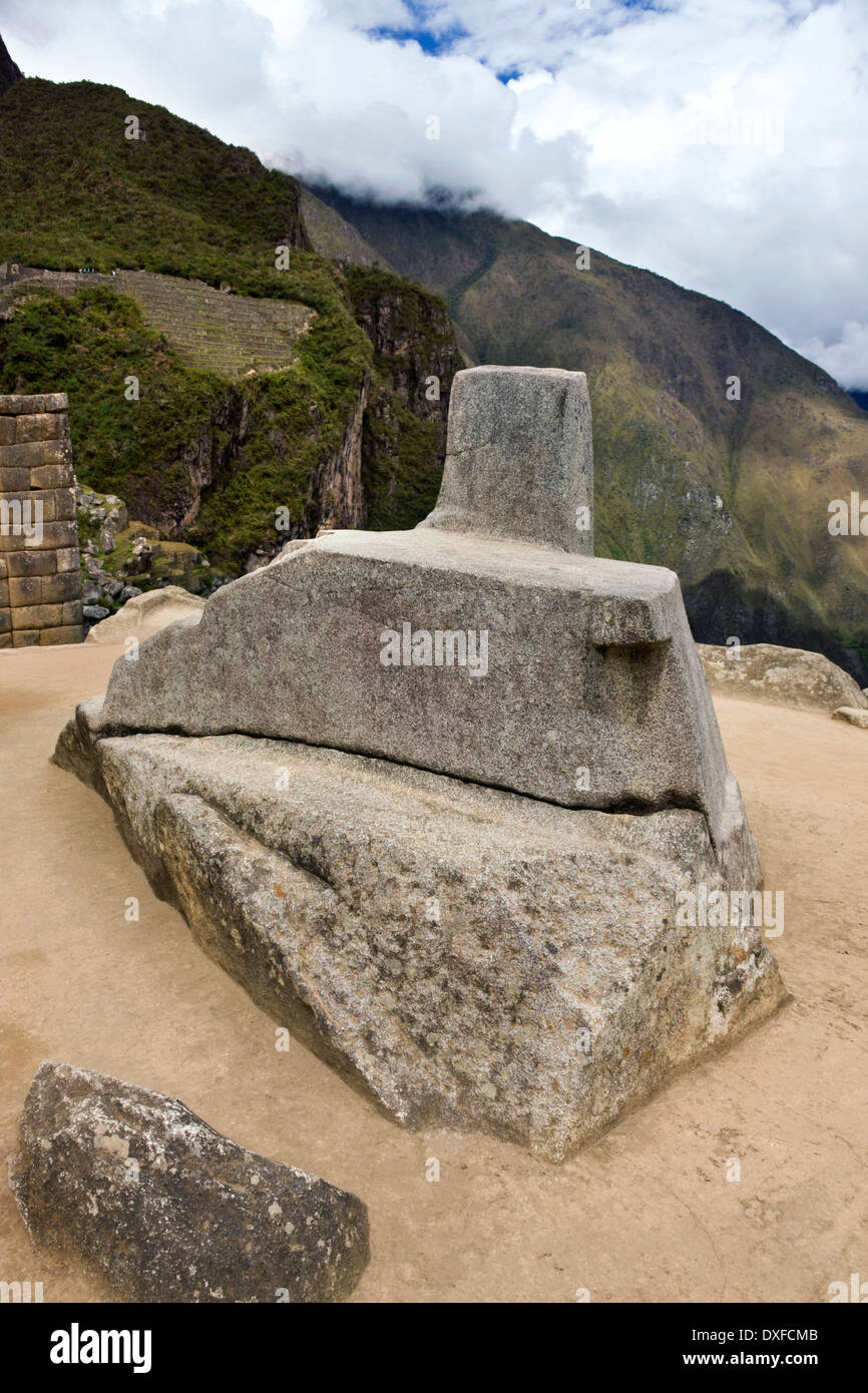 Hiching Beitrag der Sonne auf die Inca Stadt Machu Picchu in Peru, Südamerika. Stockfoto