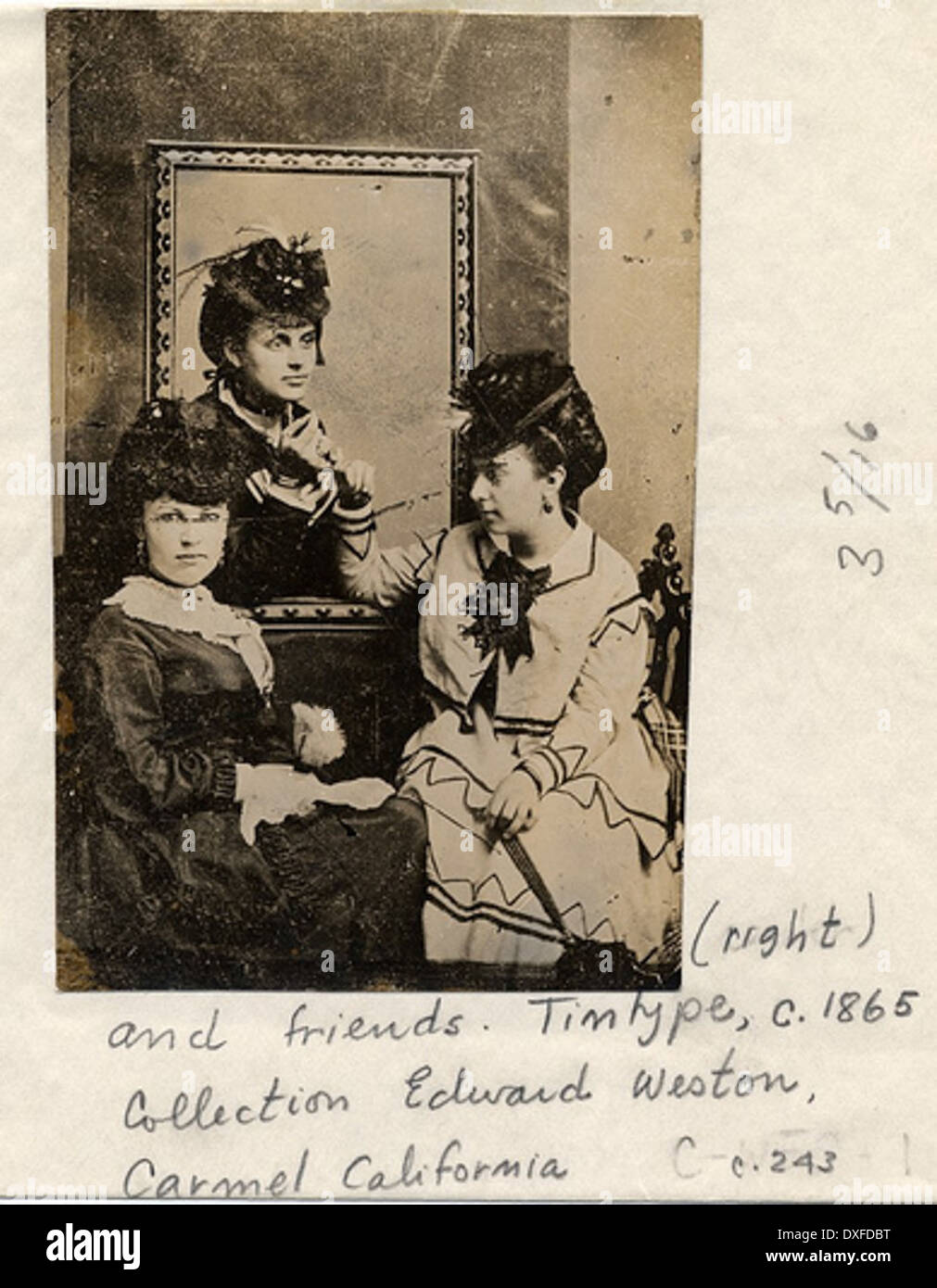 Studio-Porträt des Alice Jeanette Brett (Weston Mutter) und zwei undentified Frauen Stockfoto
