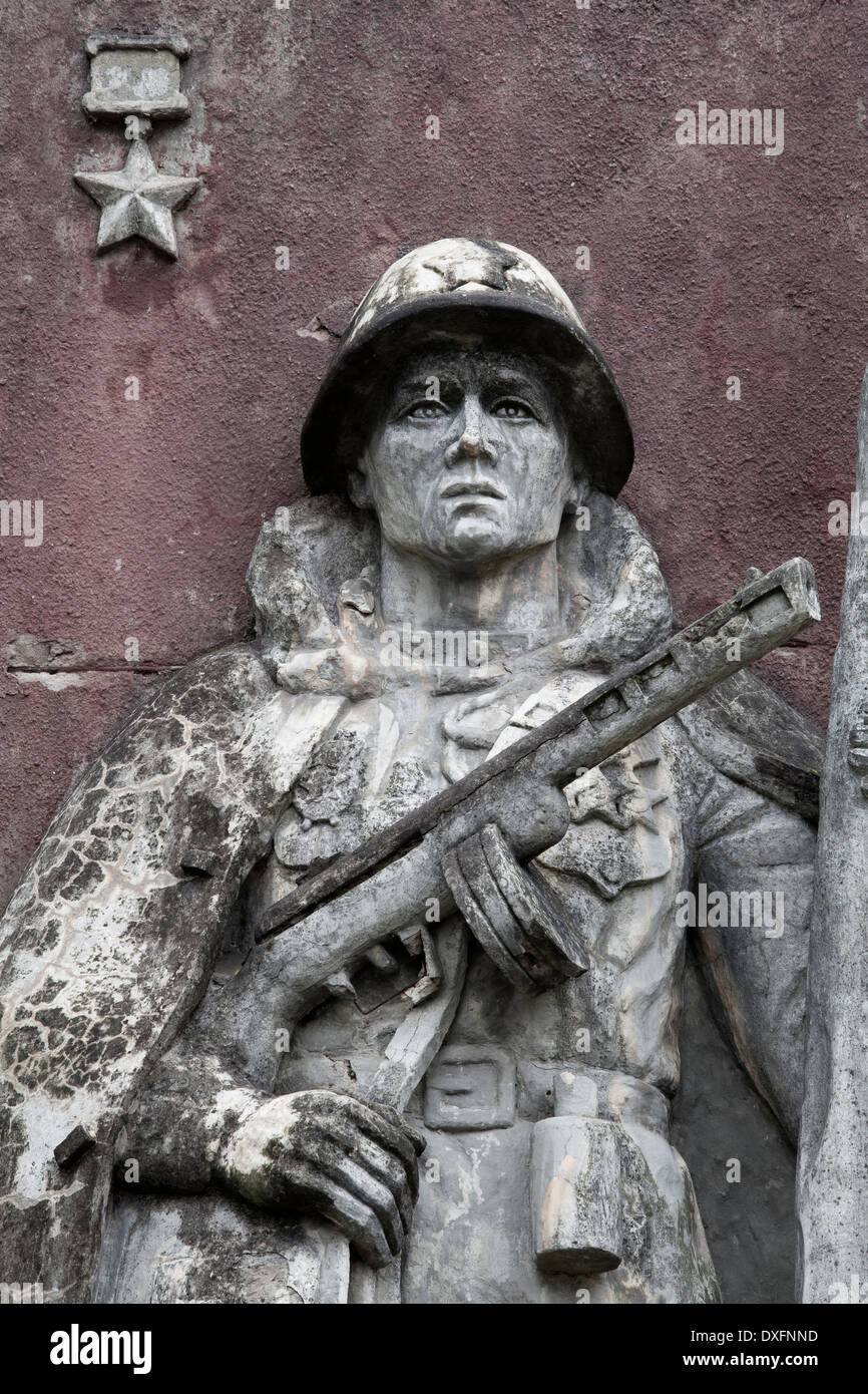Statue eines russischen Soldaten aus der kommunistischen Ära, Beelitz, Deutschland Stockfoto
