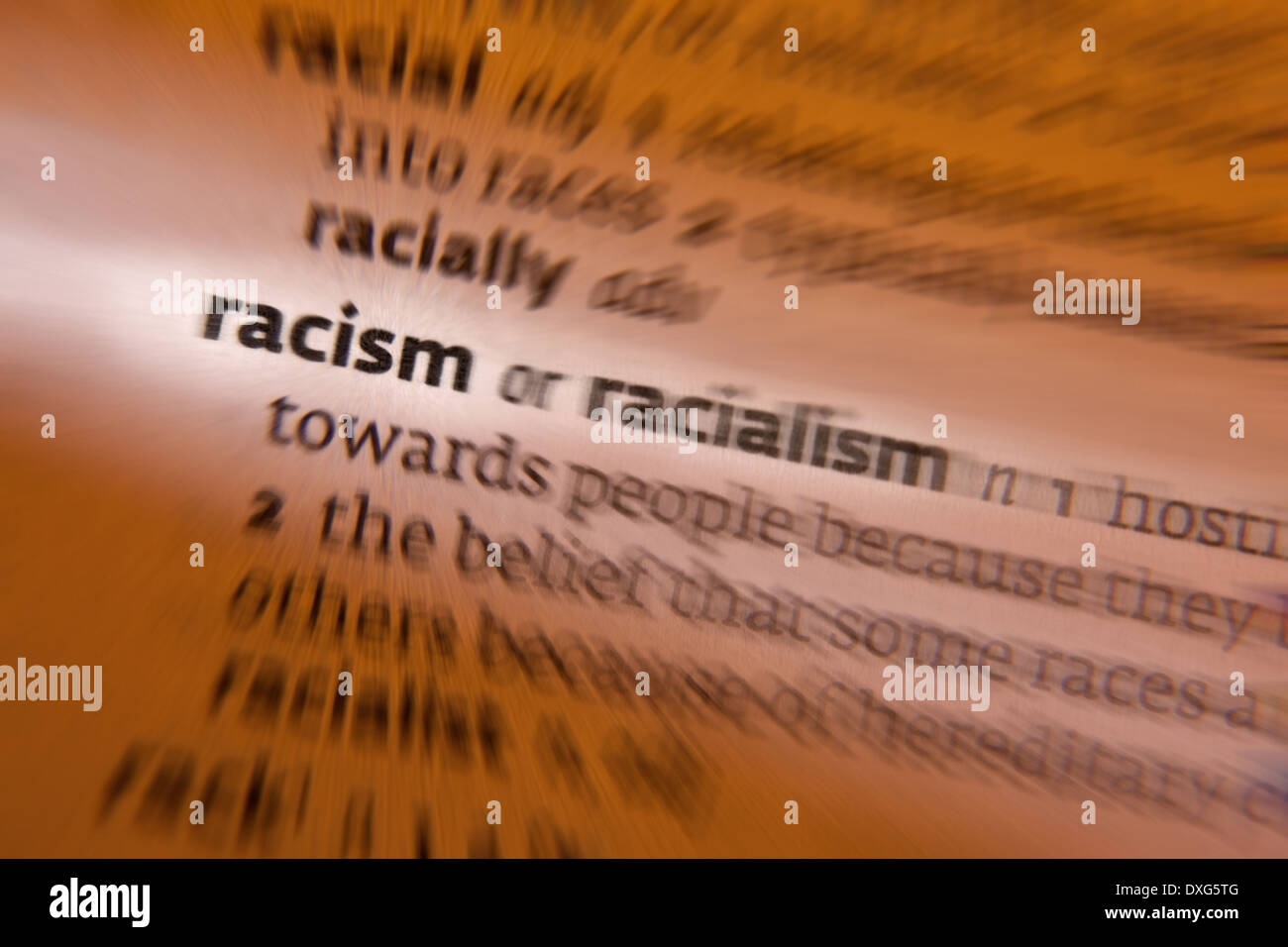 Rassismus - Vorurteile, Diskriminierung oder Antagonismus gegen jemanden von einer anderen Rasse gerichtet. Stockfoto