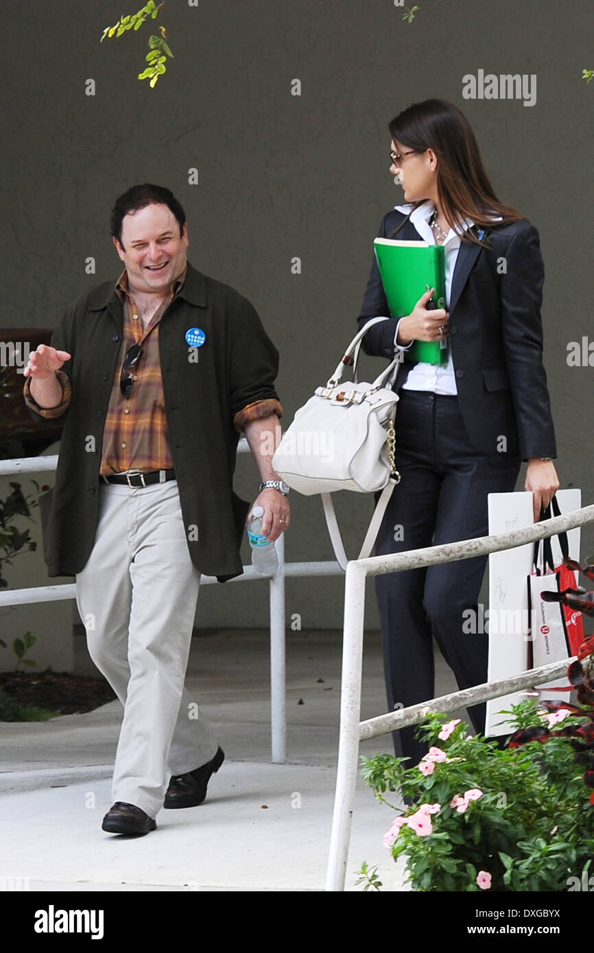 Schauspieler Jason Alexander schließt sich Obama For America Florida für Medicare Rundtisch mit lokalen Senioren an der Mae Volen Center Boc Stockfoto