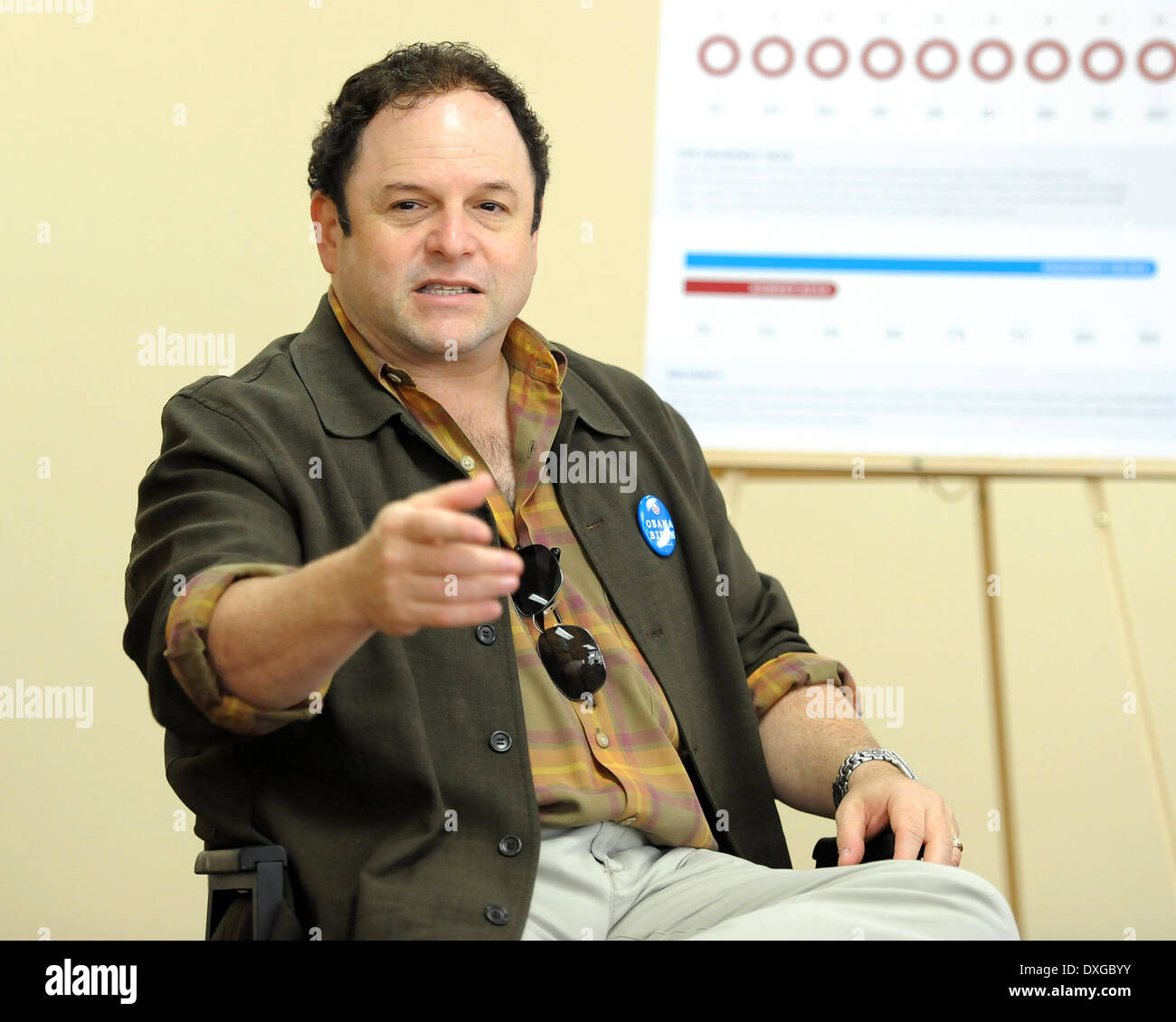 Schauspieler Jason Alexander schließt sich Obama For America Florida für Medicare Rundtisch mit lokalen Senioren an der Mae Volen Center Boc Stockfoto