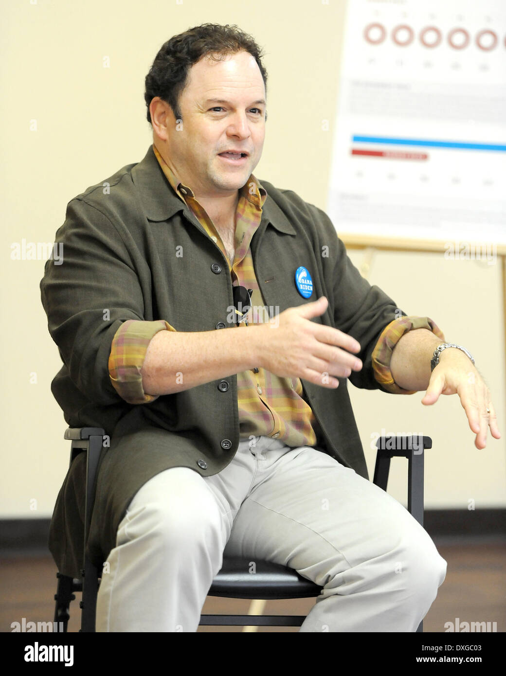Schauspieler Jason Alexander schließt sich Obama For America Florida für Medicare Rundtisch mit lokalen Senioren an der Mae Volen Center Boc Stockfoto